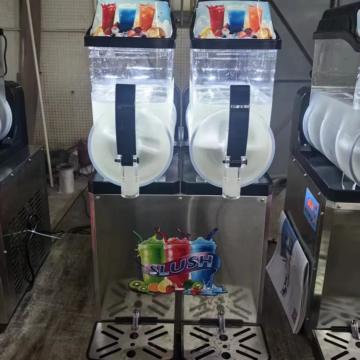 Commercial Smoothie and Slush Machine with Display Screen