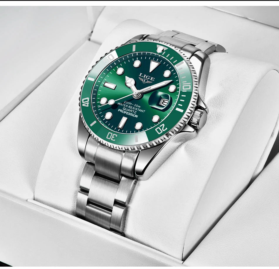 Men's stainless steel quartz wristwatch with a green bezel, green dial, and silver link strap in a white display box.