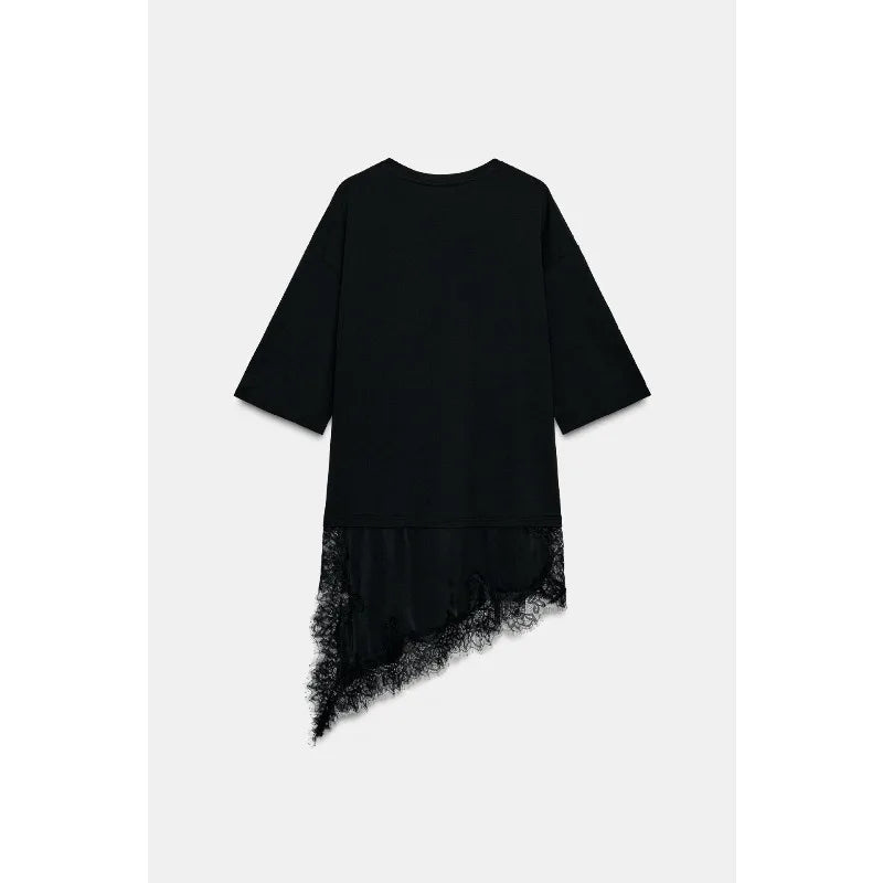 Black oversized T-shirt with a short-sleeved, crew-neck design and an asymmetric lace hem detail.