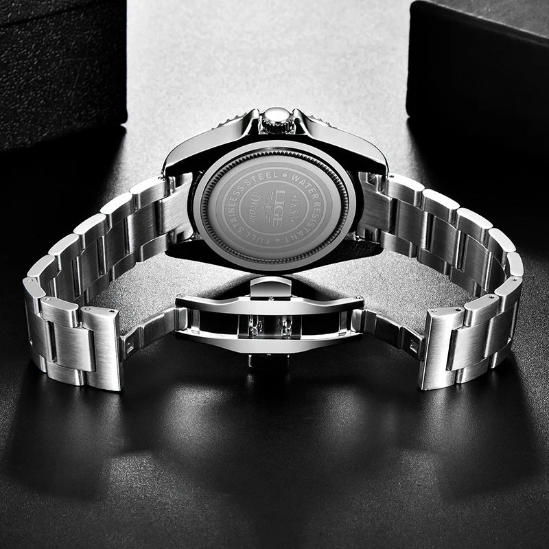 Men’s silver-tone stainless steel quartz wristwatch with a polished link bracelet and secure butterfly clasp.